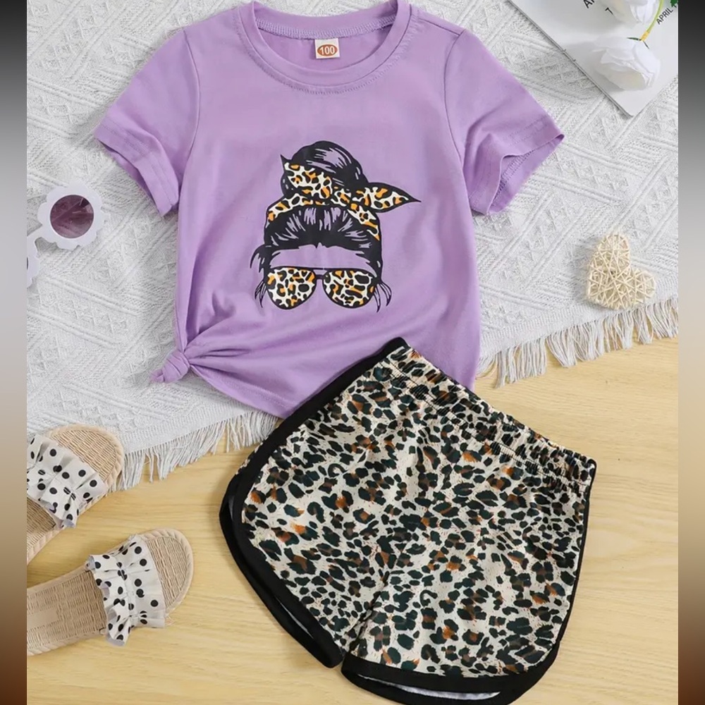 New 2 Piece Purple Graphic Tee and Leopard Print Shorts Set Size 5/6